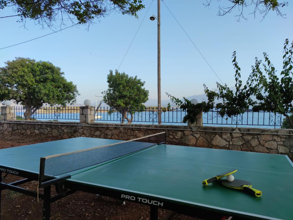 Willa Seaside, Relaxing Family House With Playground! Lavrys 3 Marathi (Crete)